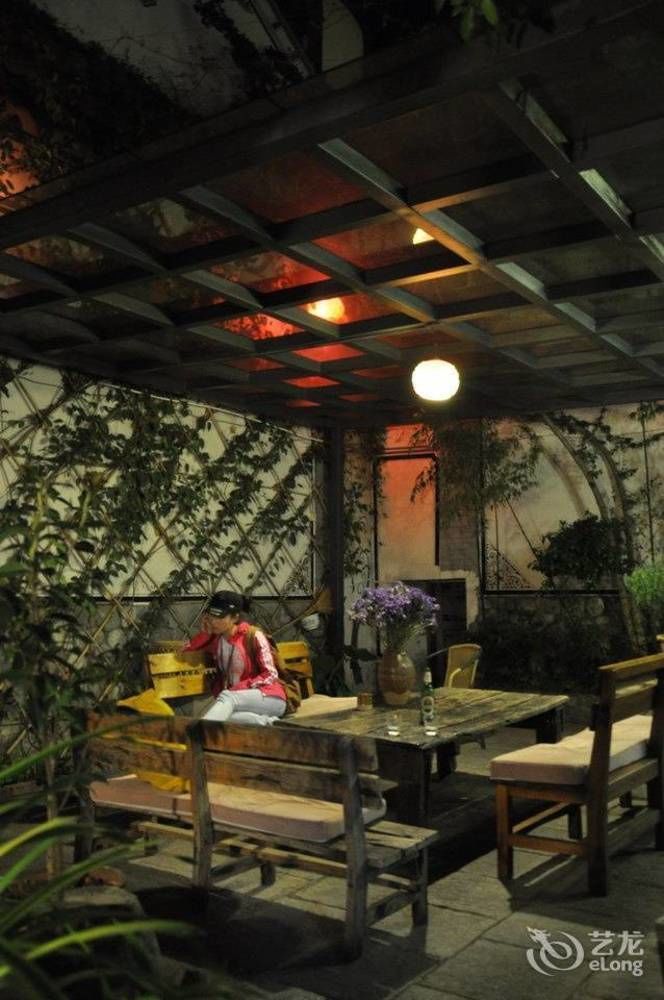Four Seasons Youth Hostel Дали Экстерьер фото